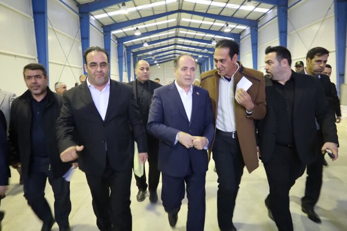 وزیر جهاد کشاورزی: گلخانهها راه نجات کشاورزی از بحران آب هستند