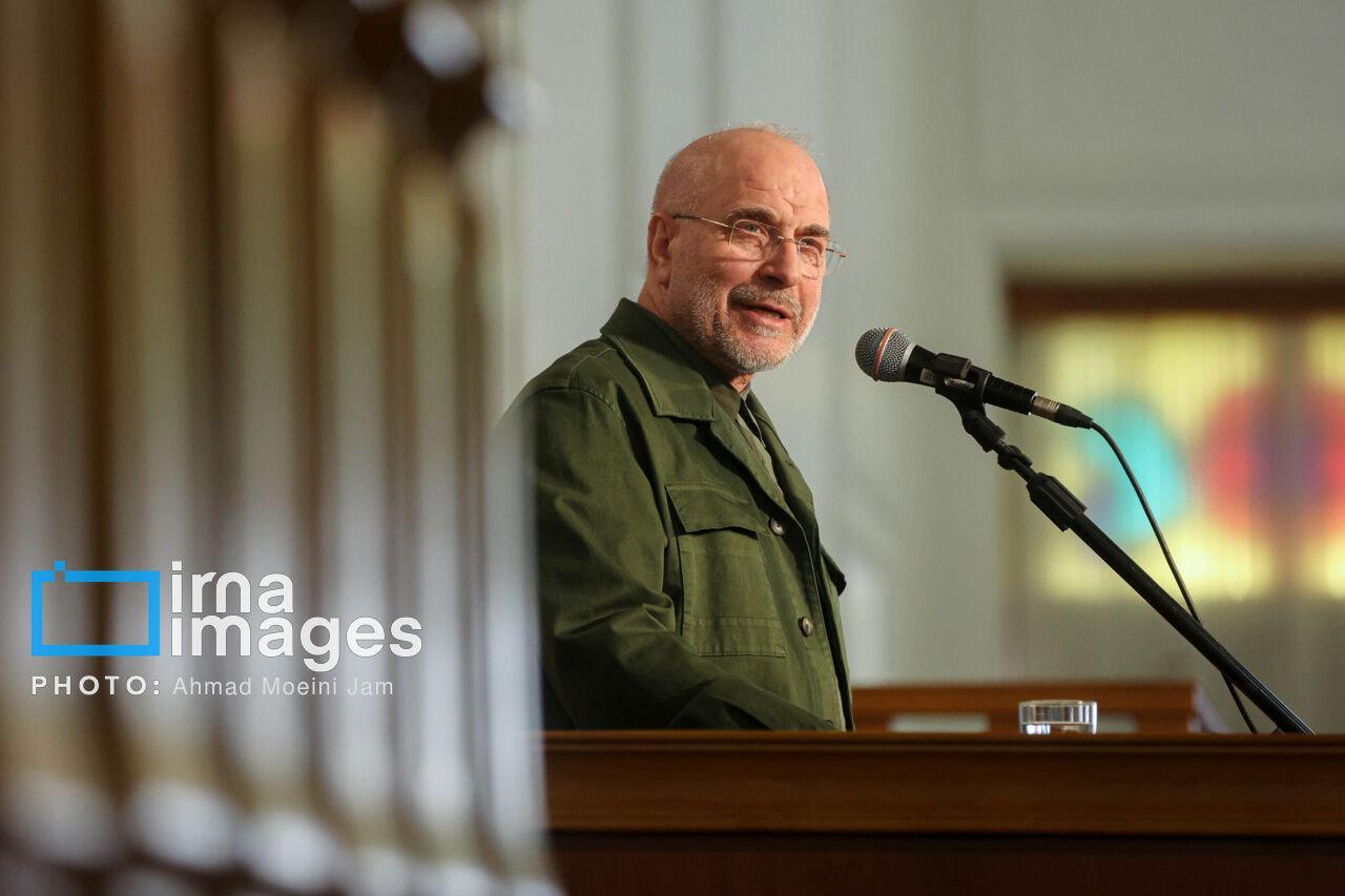 قالیباف: ویژگی بسیج تواضع نسبت به مردم، صبر در سختی‌ و اقدام به‌موقع است