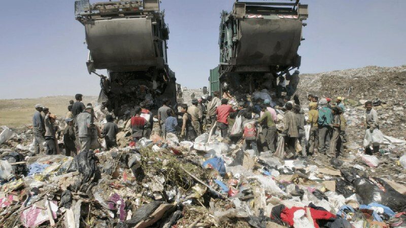 İsrail’in zehirli atıkları: Filistinlilere karşı yeni silah İsrail’in zehirli atıkları: Filistinlilere karşı yeni silah