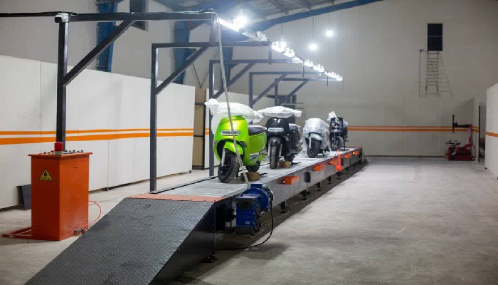 جهش برقی در بوشهر؛ خط تولید جدید موتورسیکلت روشن شد