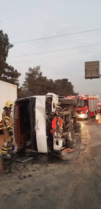 واژگونی مینی بوس در صالح آباد تهران ۶ مصدوم داشت