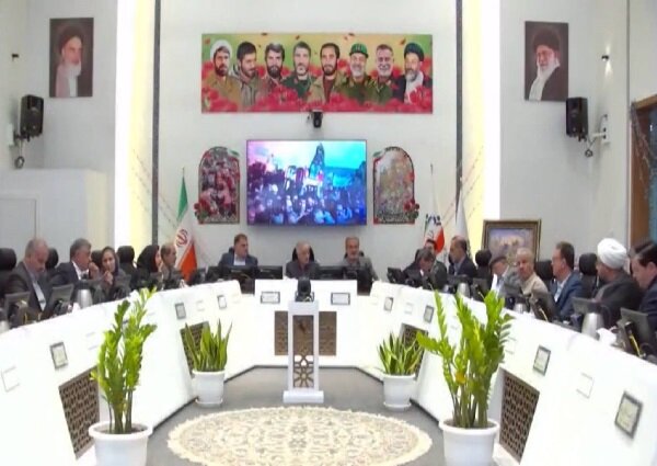 الزام صنایع اصفهان به حفر چاه‌های جذبی برای تغذیه سفره‌های زیرزمینی