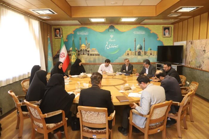 استاندار: گروه تخصصی جوانی جمعیت در قم تشکیل شود