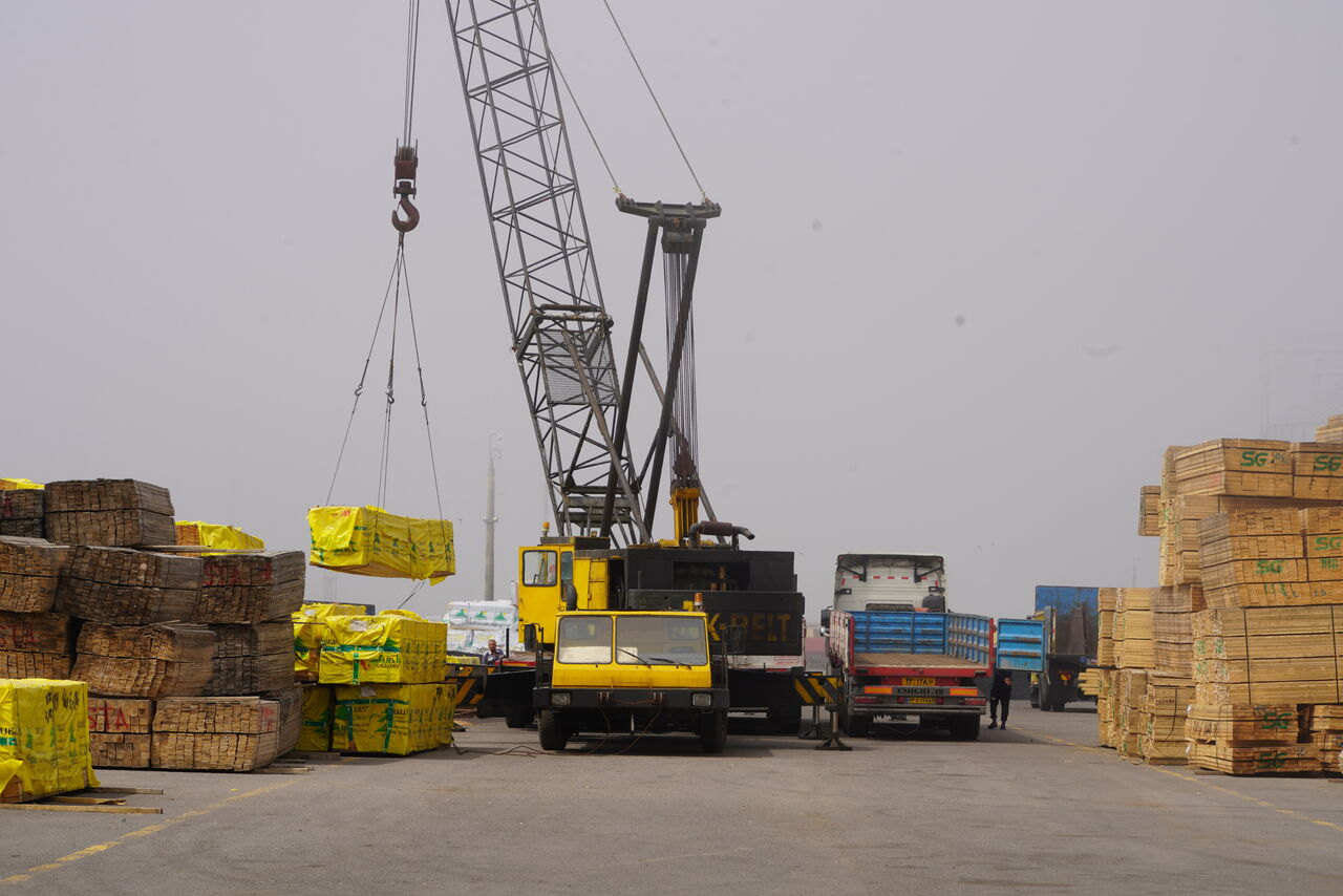 صادرات ۴.۵ میلیارد دلار کالا از گمرکات خوزستان