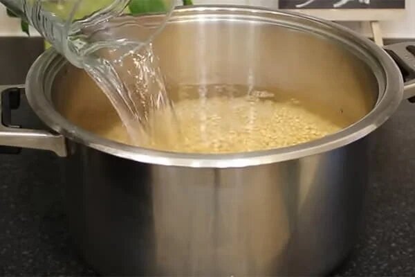 حلیم؛ صبحانهای گرم و دلنشین در روزهای سرد