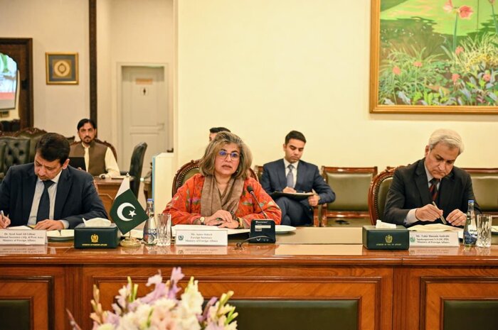 توافق ایران و پاکستان برای توسعه تجارت و ایجاد بسترهای جدید همکاری