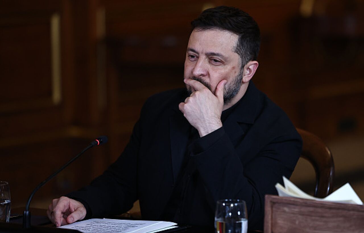 قانونگذار اوکراینی: محبوبیت زلنسکی در یک هفته ۴۰ درصد کاهش یافت