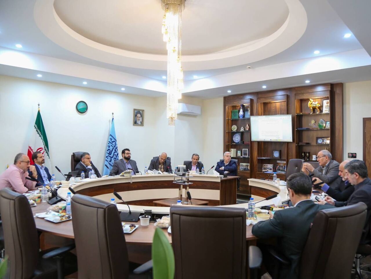 آیین‌نامه جدید ارتقای هیئت علمی در ستاد علم و فناوری بررسی شد