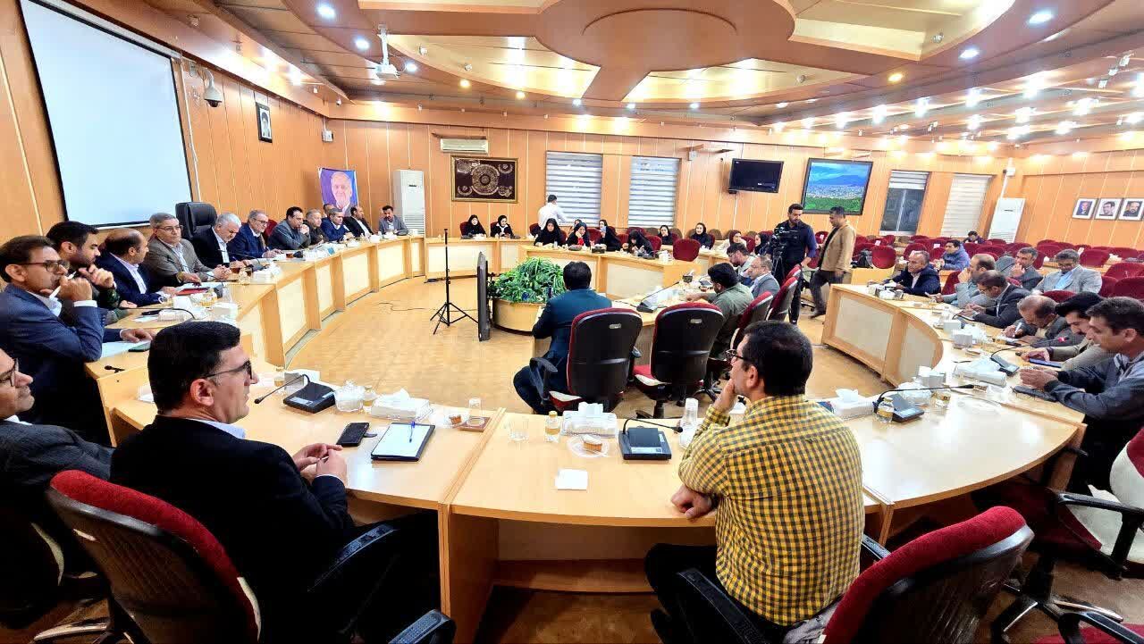 استاندار: تصمیم آسیب زا به دنا را برنمی تابم