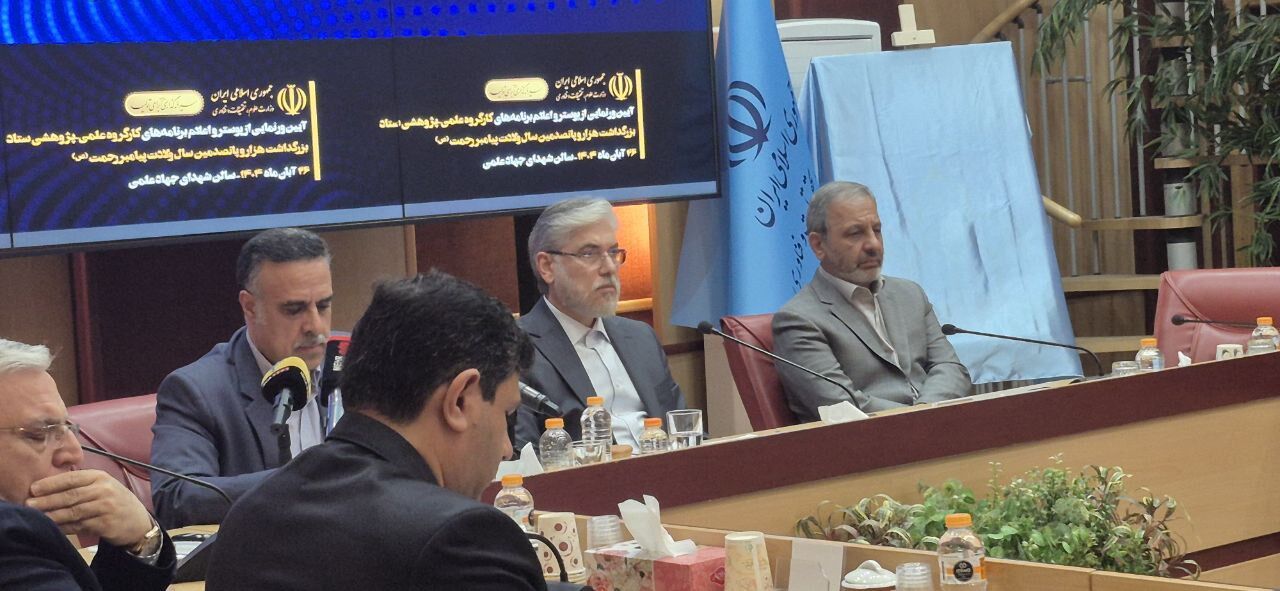 وزیر علوم: نادانی مهلکتر از فقر است وزیر علوم: نادانی مهلکتر از فقر است