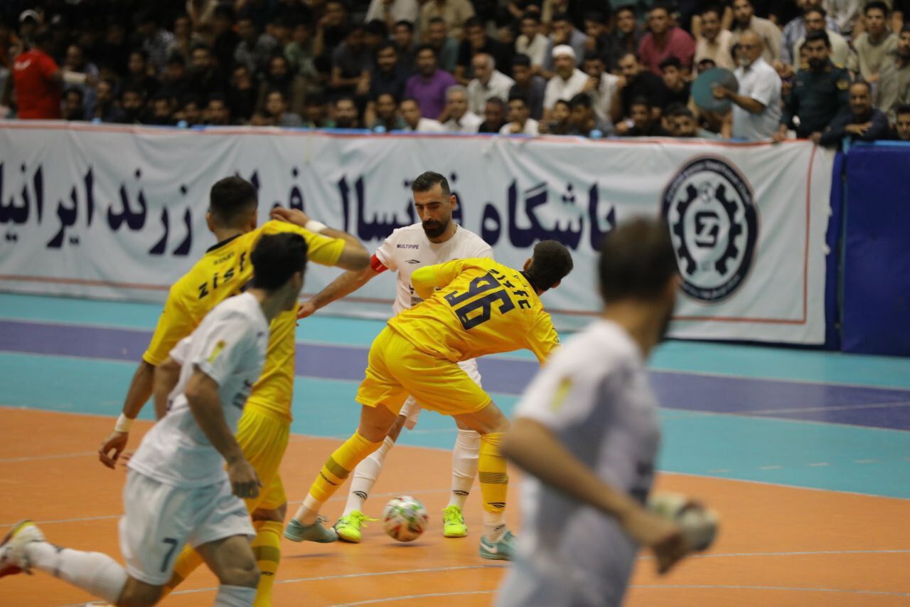 تثبیت صدرنشینی گیتیپسند با انتقام از فولاد زرند/ صعود مس سونگون به رده سوم