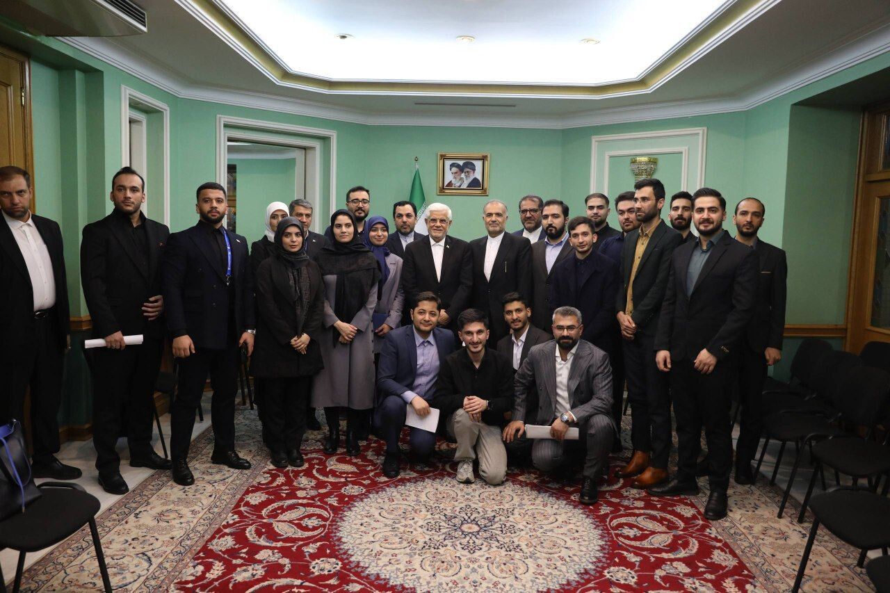 دیدار معاون اول رئیس‌جمهور با نمایندگان دانشجویان ایرانی دانشگاه‌های روسیه