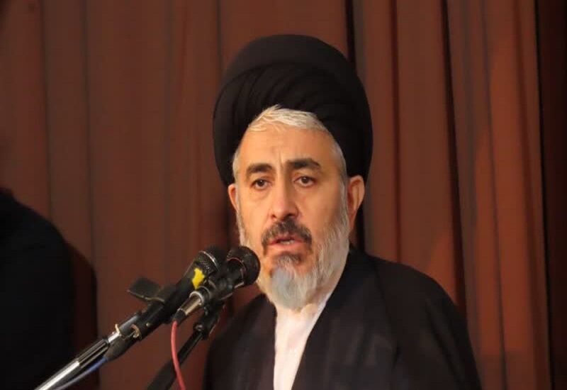 ایستادگی با تمام قدرت مهمترین راهکار در برابر تهدیدهای دشمن است