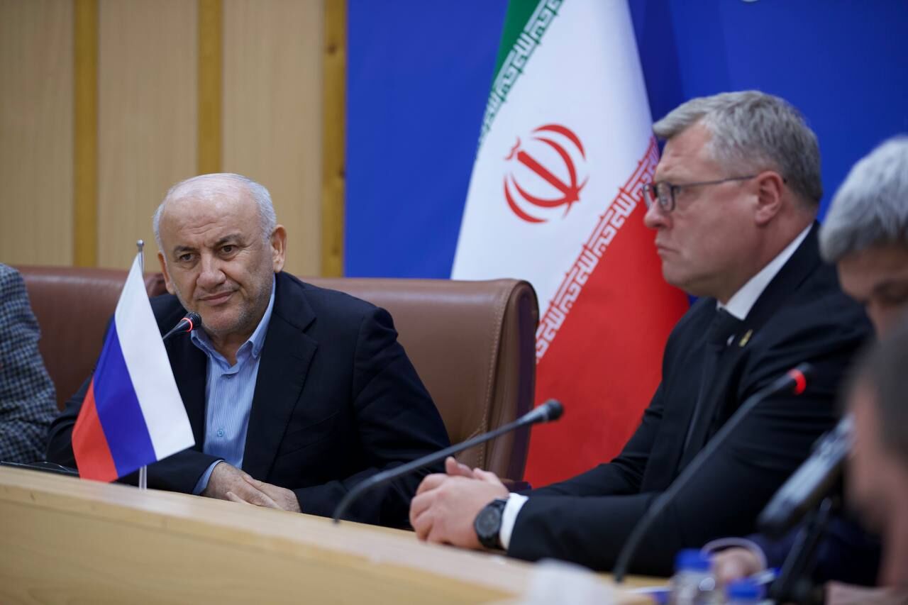 رایزنی استانداران مازندران و آستراخان روسیه در استانداری گیلان