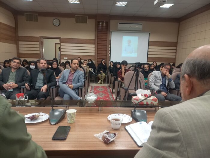 جامعه‌شناسی که حاصل عمر فرهنگی خود را به دانشگاه یزد اهدا کرد + فیلم