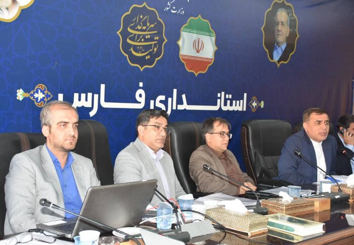 رسیدگی به مشکلات ۱۳۰ بنگاه تولیدی در کارگروه تسهیل و رفع موانع تولید فارس