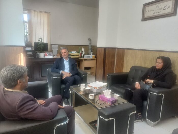 شهردار میبد: مسوولیت رسانه‌ها در جنگ نرم خطیر است/ ایرنا، انتقال‌دهنده واقعیت‌ها + فیلم