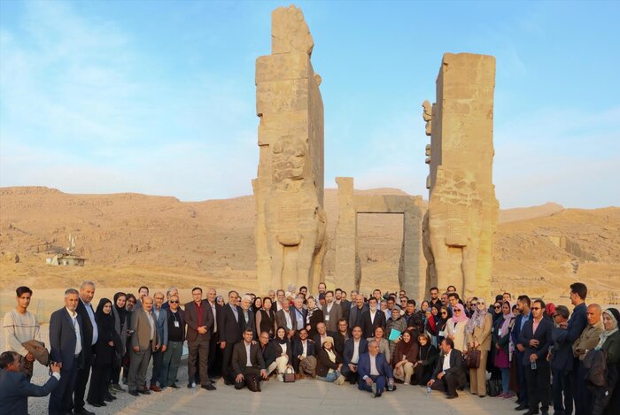 فارس کانون ایران‌شناسی جهان شد؛ دیپلماسی عمومی، موتور محرک اقتصاد استان