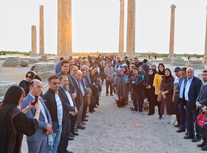 فارس کانون ایران‌شناسی جهان شد؛ دیپلماسی عمومی، موتور محرک اقتصاد استان