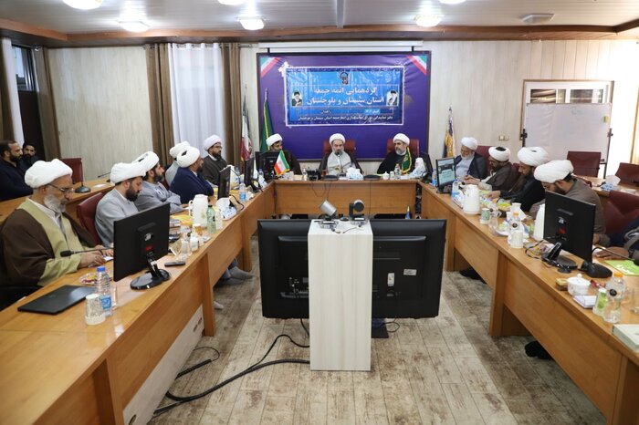 امام جمعه زاهدان: بهرهوری، خلاقیت و مدیریت جهادی راهکار جبران کمبود نیروی انسانی است