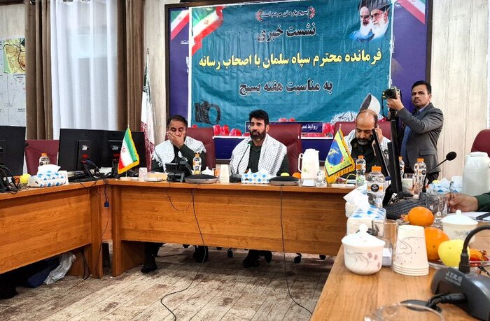 آسفالت راه‌های روستایی از مهمترین برنامه‌های هفته بسیج در سیستان و بلوچستان است