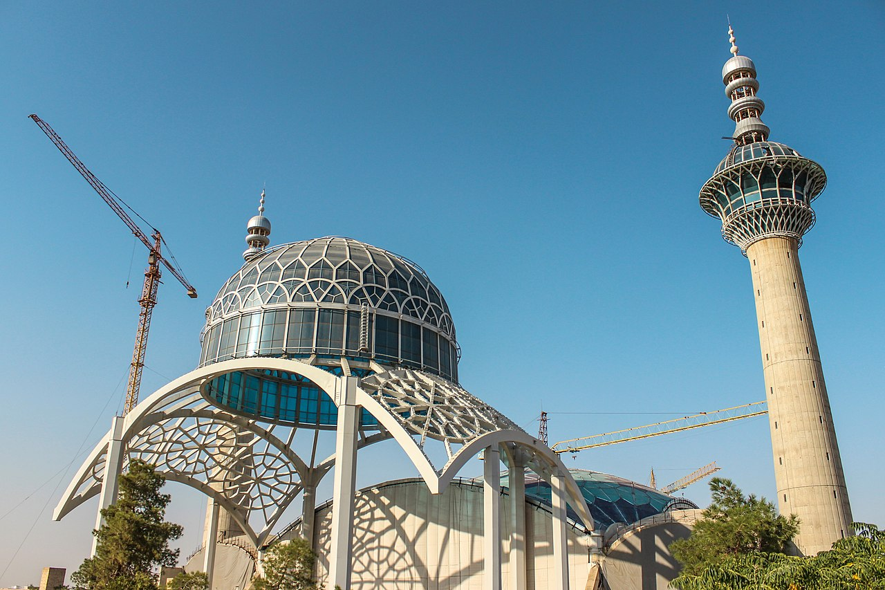 استاندار اصفهان نسخهای چندوجهی برای علاج دردها پیچیده