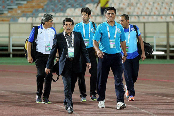 باقری‌نیا: استقلال فقط با VAR توانست گل بزند/ برای ما باید پنالتی گرفته می‌شد