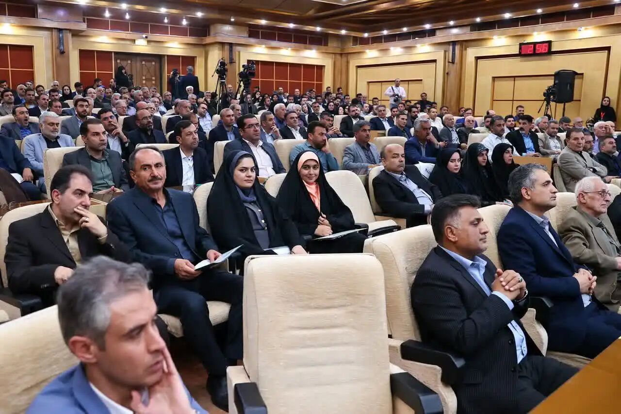 معلم قزوینی: فرهنگیان قدردان رویکرد عدالت‌ محور دولت چهاردهم هستند