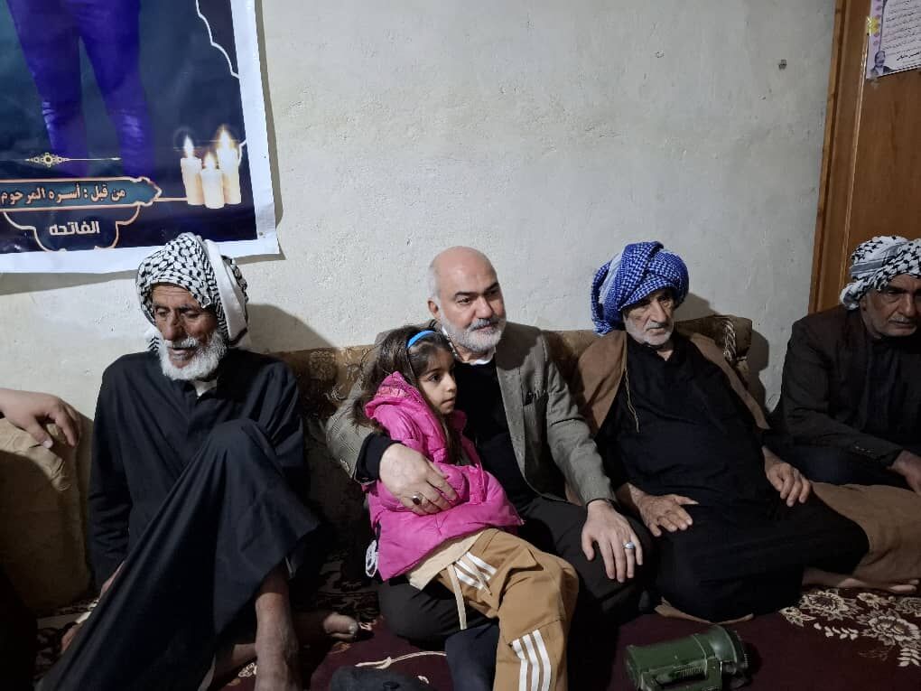 استاندار خوزستان با خانواده مرحوم محمد غراوی در شادگان دیدار کرد