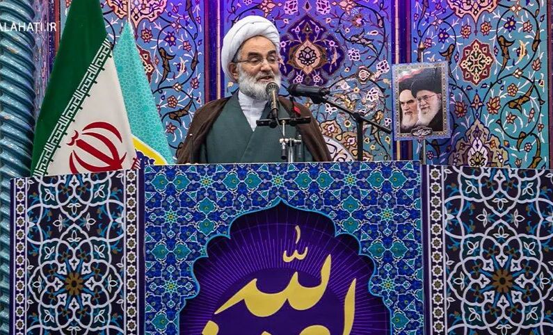 امام جمعه رشت: توجه به سفره مردم دفاع از امنیت کشور است 