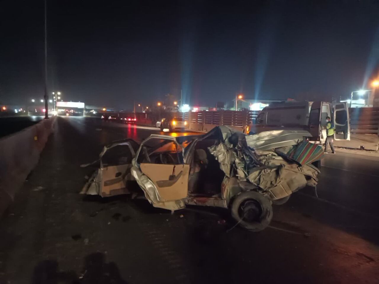 واژگونی خودرو در محور فولادشهر _ فلاورجان، ۲ کشته و ۲ زخمی برجا گذاشت