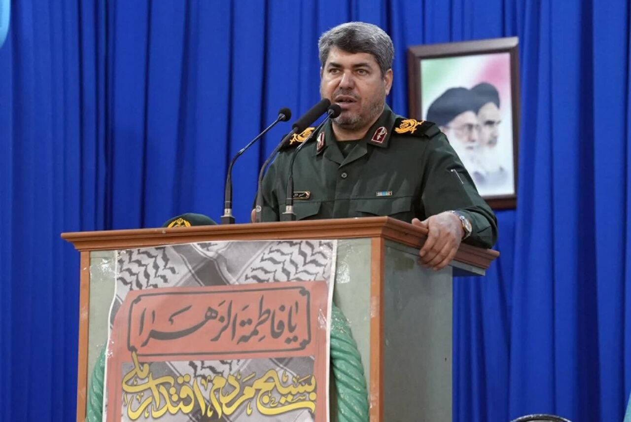 فرمانده سپاه بوشهر: بسیج آماده همکاری کامل با دولت است فرمانده سپاه بوشهر: بسیج آماده همکاری کامل با دولت است