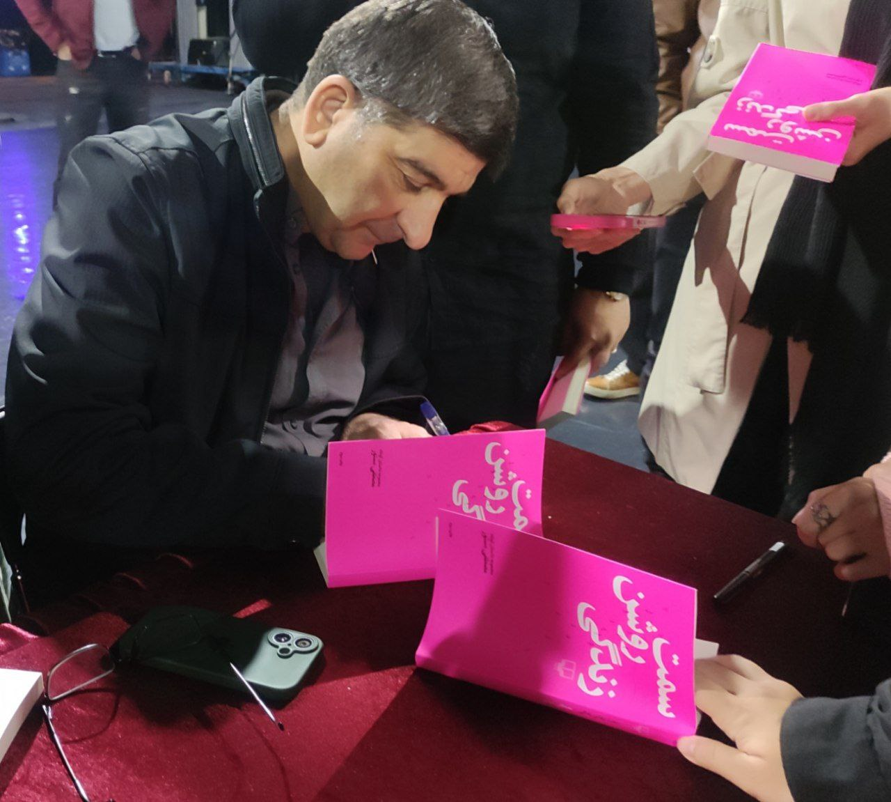 مصطفی مستور: ادبیات، ما را آگاهتر و مفاهیم پیچیده را آسان میکند