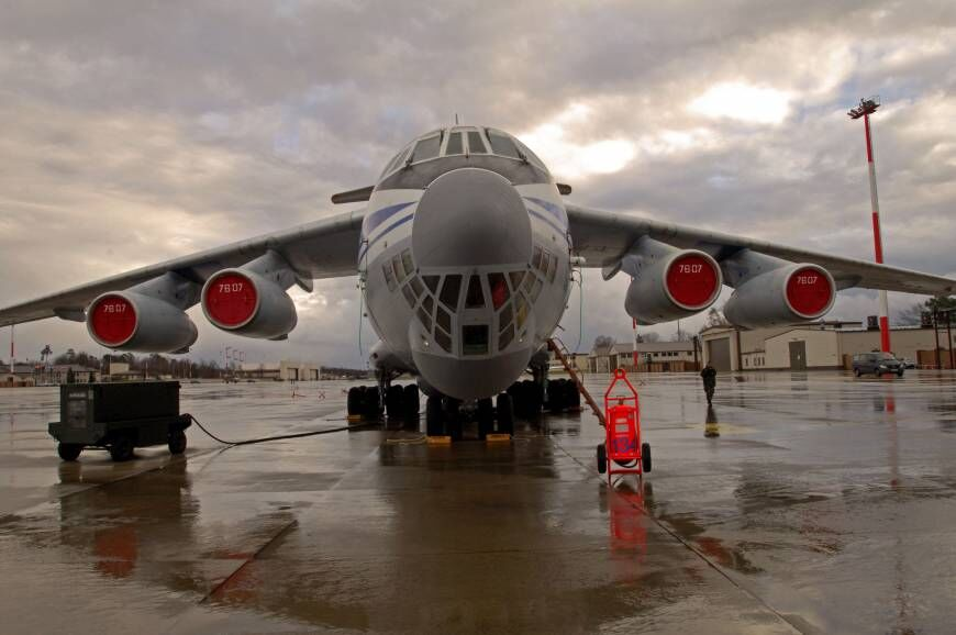 تلاش گسترده برای مهار آتشسوزیهای جنگل الیت/ اعزام هواپیماهای ایلوشن و همکاری بینالمللی