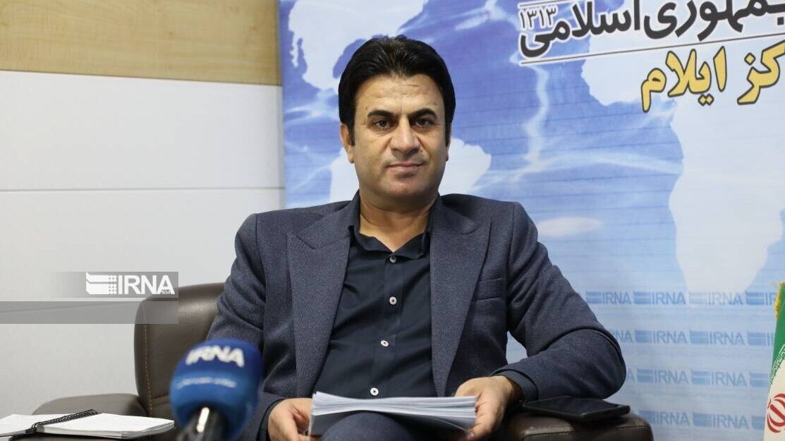 فعالیت ۲۱ انجمن ادبی در ایلام؛ تحقق عدالت فرهنگی از مرکز تا مرز