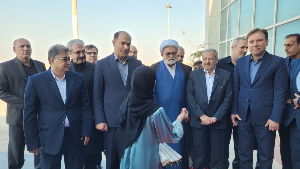 وزیر آموزش و پرورش وارد استان بوشهر شد وزیر آموزش و پرورش وارد استان بوشهر شد