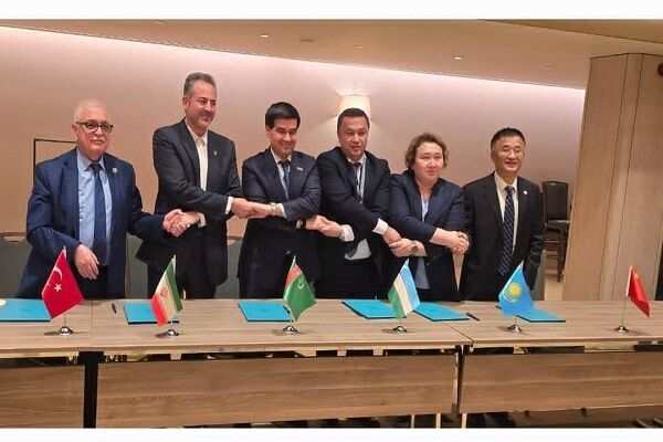 توافق ترانزیتی شش‌جانبه در استانبول/ ایران، دروازه طلایی قطارهای کانتینری از چین به اروپا