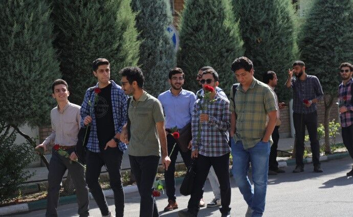 صندلی‌های خالی، آرزوهای ناتمام؛ روایت جوانان تحصیل‌کرده خراسان شمالی