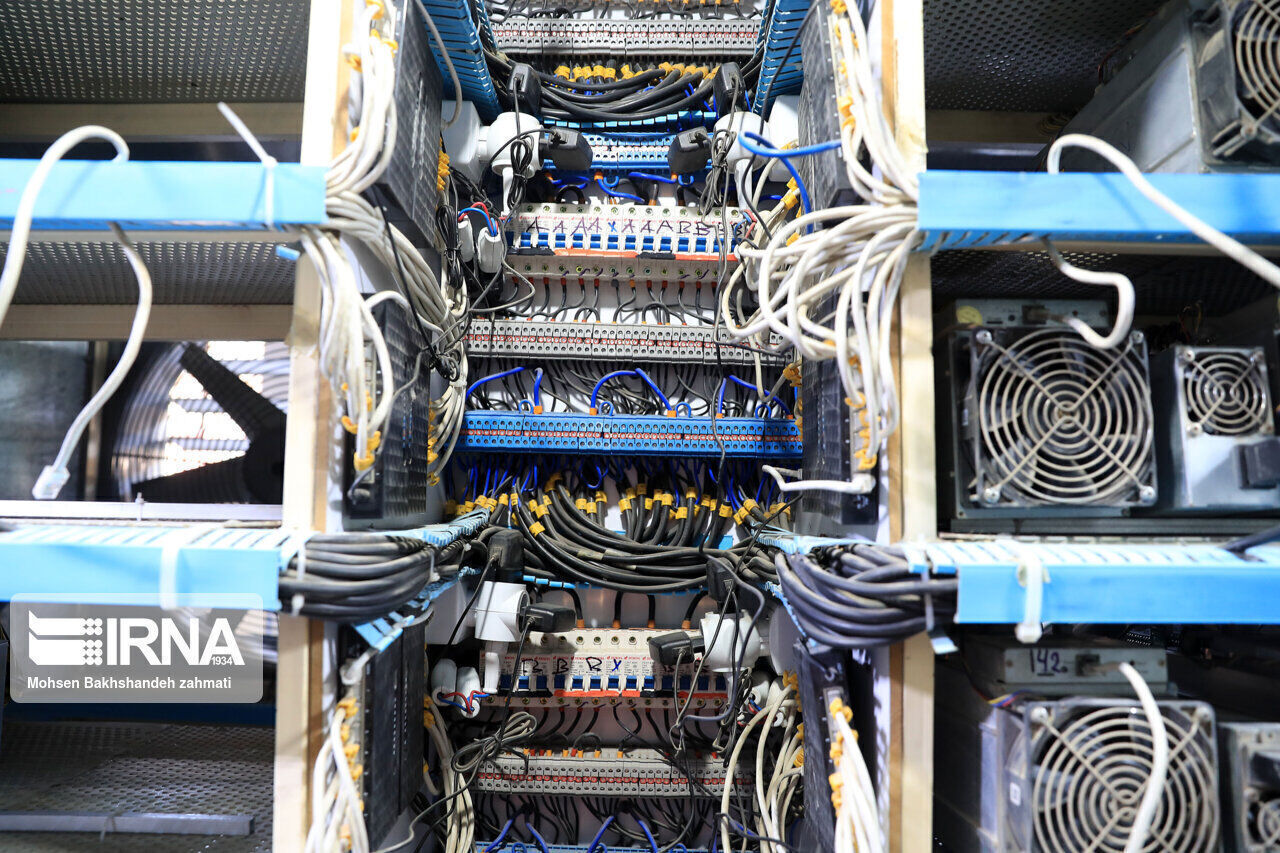 ۲۳ دستگاه رمز ارز در آمل کشف شد