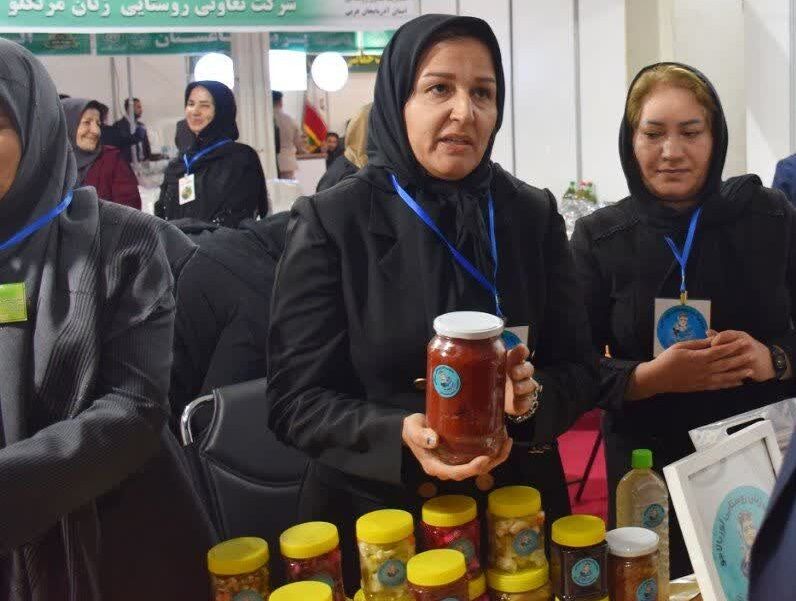 پرستاری که تحول‌آفرین شد؛ جهش اقتصادی ۱۲۰ خانوار روستایی ارومیه از مزرعه تا سفره