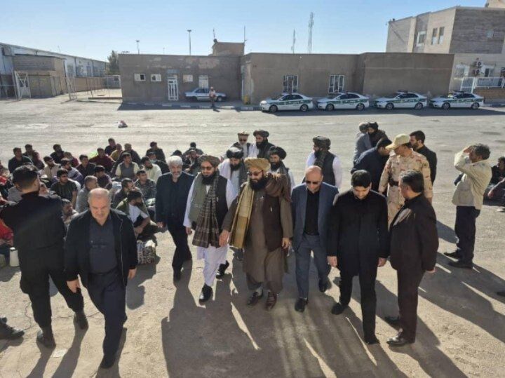 ۲۱۱ زندانی افغانستانی از ایران به کابل منتقل شدند
