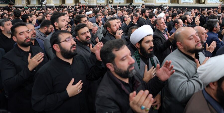 آیین سوگواری شهادت حضرت زهرا در دفتر رهبر معظم انقلاب در قم برگزار شد