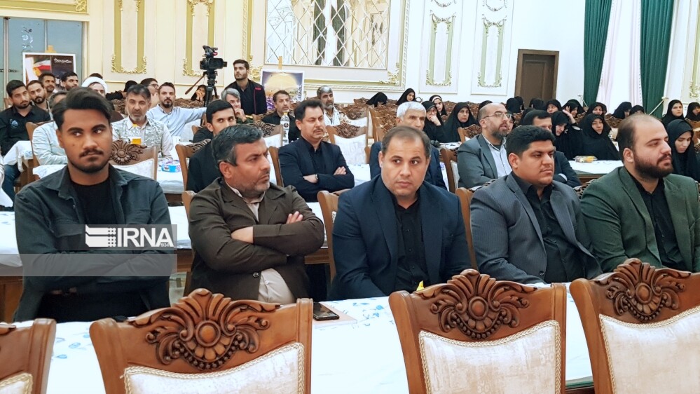 فیلم | تجلیل از فعالان جبهه فرهنگی بسیج بوشهر