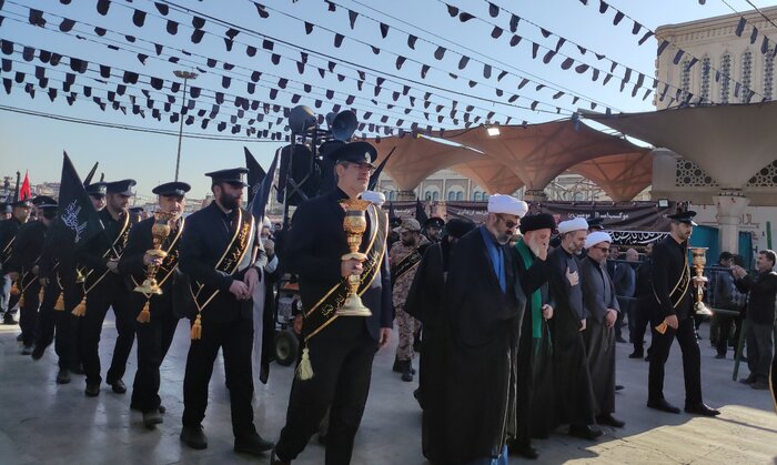 پیکرهای مطهر هفت شهید گمنام دفاع مقدس در قم تشییع شد