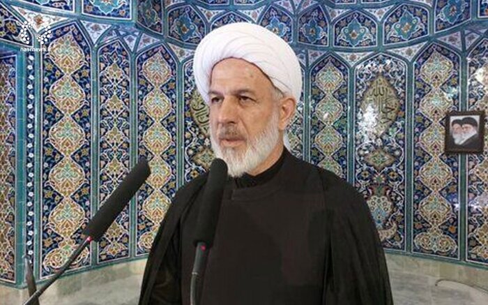 فاطمه تجلی الگوی تمام و کمال مقام مادر است