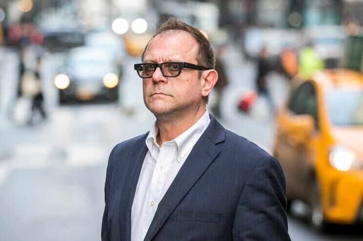 نویسنده آمریکایی: صهیونیسم باید از آمریکا ریشه کن شود