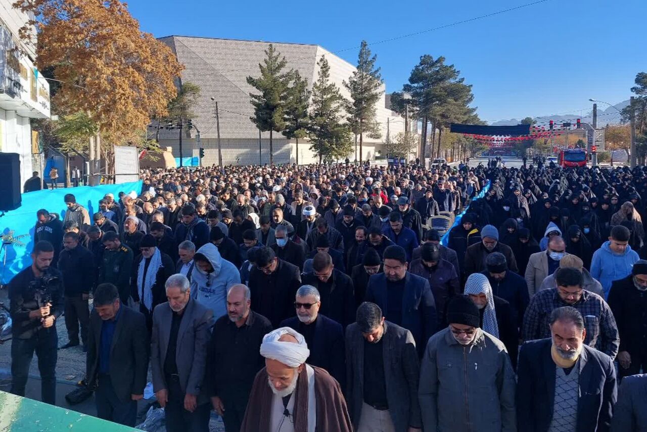 نماز باران در کرمان اقامه شد