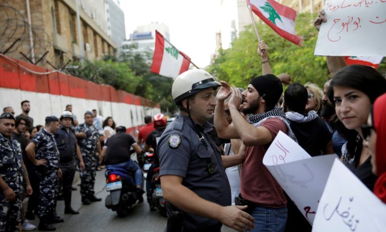 تجمع مخالفان «توافق چارچوب» در برابر کاخ ریاست جمهوری لبنان