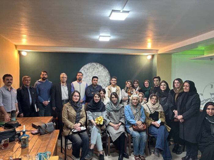 کافهای که آگاهی مینوشاند