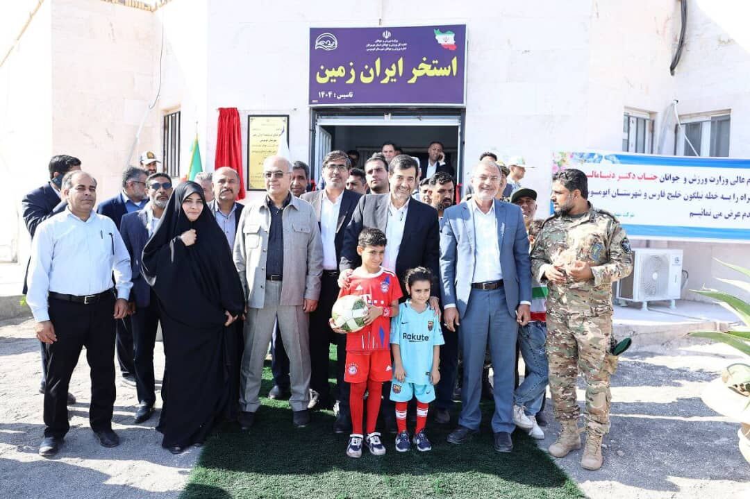 افتتاح استخر ایران زمین بوموسی با حضور وزیر ورزش پس از چهار دهه انتظار +فیلم